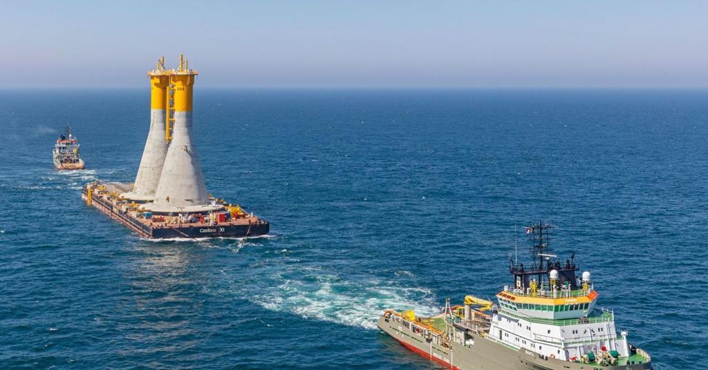 Fécamp construction in full swing with Boskalis News Heavy Lift