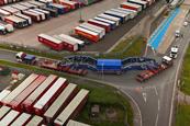 Collett delivers stator to Gretna grid stability facility 1