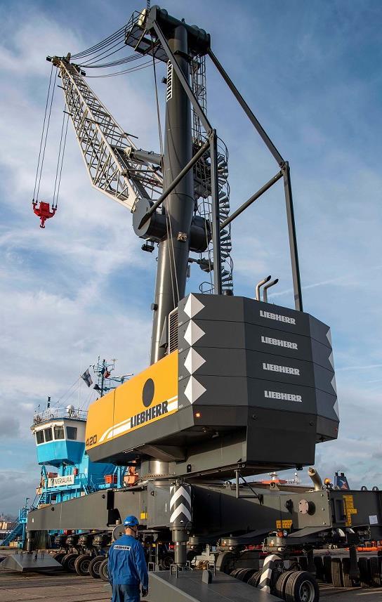 Liebherr LHM420 installed in Dunkerque | News | Heavy Lift & Project  Forwarding International
