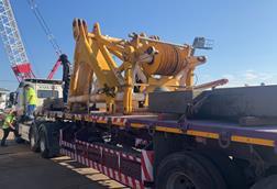 InterMax ships crawler cranes from Taiwan to UAE