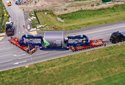 Collett deploys girder bridge and SPMT for Yankee dryer move 1