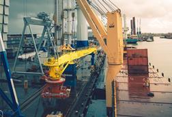 Iscotrans delivers offshore crane from Rotterdam to Las Palmas