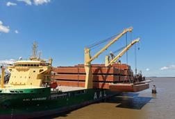 AAL Shipping moves 16 barges from Brazil to Uruguay