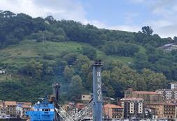 Bergé Forwarding ships pair of mobile cranes