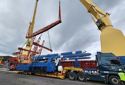 Blue Water Shipping delivered a 70-tonne dredge from Busan, South Korea to Papua New Guinea.