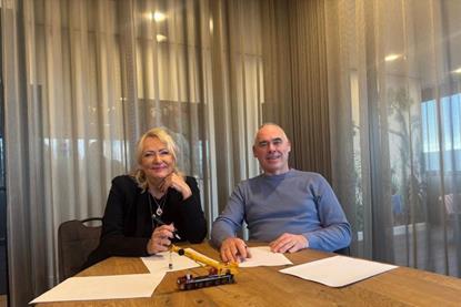 Mammoet acquires RKB in the Netherlands