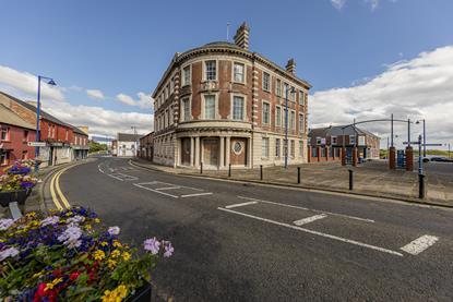 Front-Externals-6
