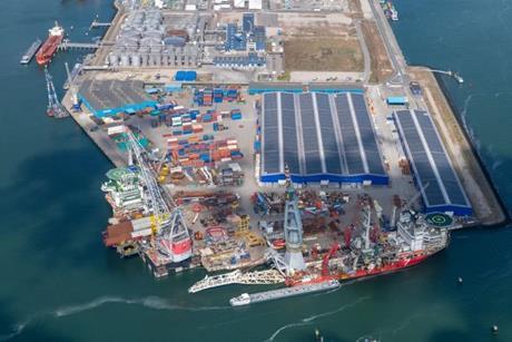 Seaway7_and_Rhenus_Rotterdam_contract_extension
