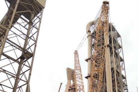 Sarens tackles projects in North Africa 1