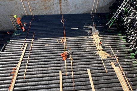 ASF ships 2,475 steel pipes from China to Iceland