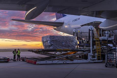 Air One completes inaugural scheduled freighter service of 747-400F