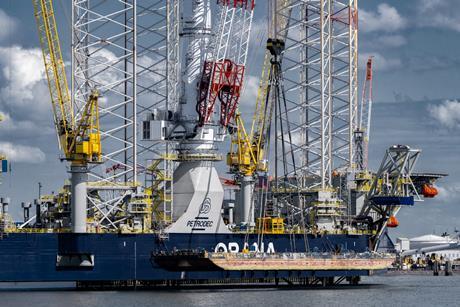 Liebherr supplies cranes for offshore jack-up vessel