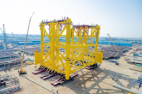 Mammoet wraps up jacket loadout for BorWin6 1
