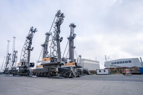 Electric power drives Liebherr’s latest crane deliveries to Italyliebherr-lhm-420-lhm-550-nmn-ipm-interporto-1-LQ