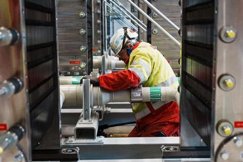 Mammoet launches Industrial Solutions division