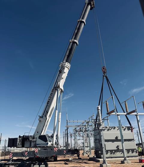 01.06.2024 BOSS Crane GMK7550 Transformer Lift