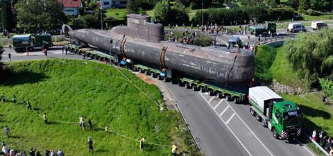 Movimiento del submarino Kubler