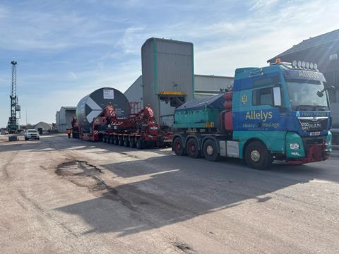 Allelys transports and installs Yankee drying cylinder in UK 2