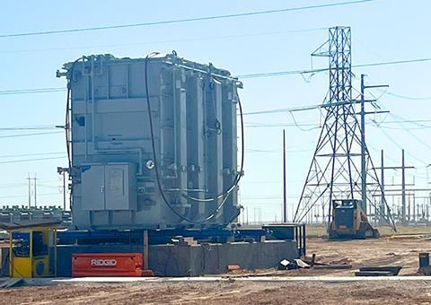 Engineered Rigging shifting transformers in Texas.