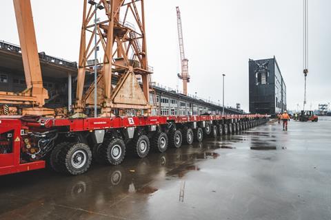 Wagenborg handles gates for lock complex in Germany 2