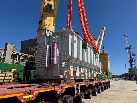 Mammoet keeping busy in Australia 3