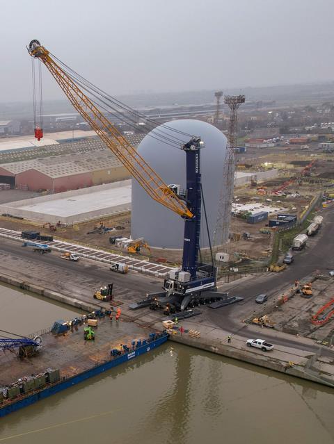 Port of Tilbury invests in third LHM 550 MHC 2