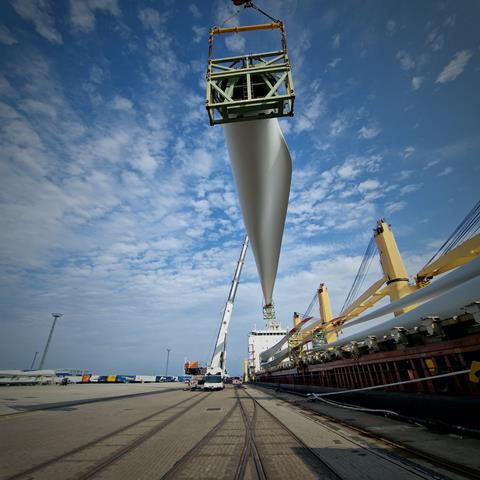 DAKO transports wind blades from China to Germany 2