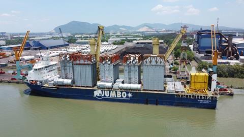 Jumbo Kinetic delivers to Dos Bocas