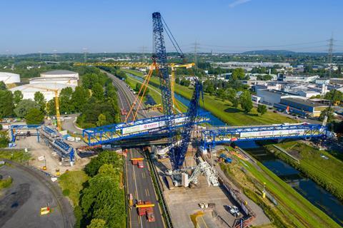 Pair of LR 11000 crawler cranes used for bridge swap 2