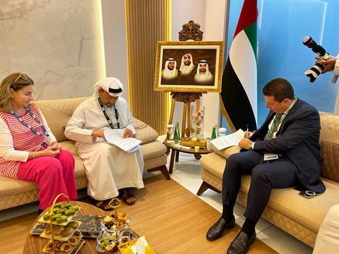 Hareket representatives signing the agreement with Arab Development.
