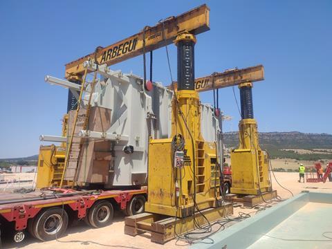 Altius delivers transformer from China to Spain 2