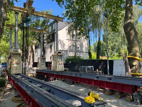 Hess deploys Enerpac gantry for pipe jacking recovery project 1