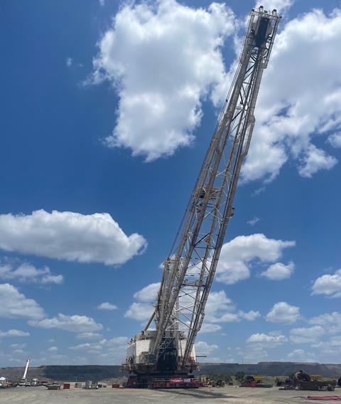 Mammoet achieves record-breaking dragline relocation using SPMTs 2