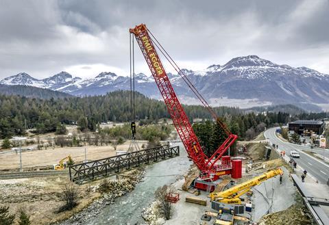 Emil Egger--liebherr-lr11000-egger-1-300dpi