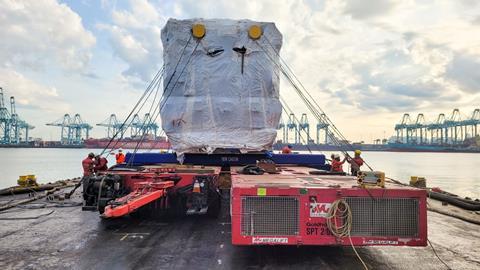 megalift malaysia roll off singapore heavy lift 