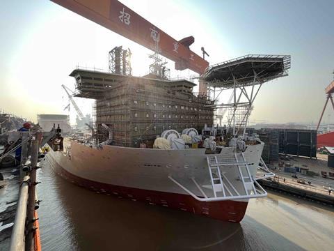 Les Alizés launched in China heavy lift web 