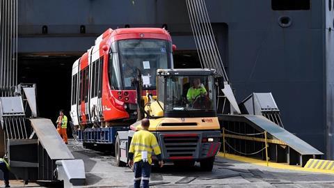 Kembla-light_rail_vehicle_at_port_2