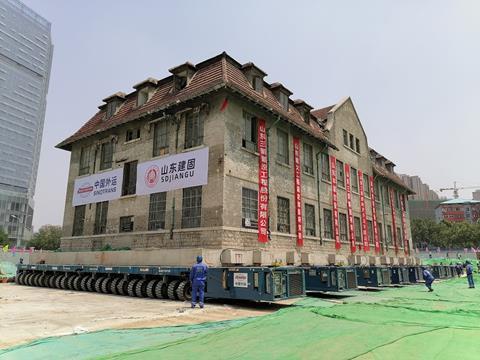 Sarens_Historical convent moved on SPMTs in China