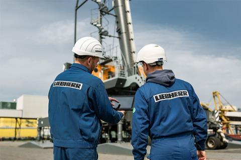 liebherr-XpertAssist_Maritime_Cranes_300dpi