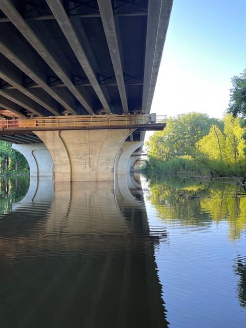 Photo 3 - Lunda Construction - the Minnesota River Bridge low-res