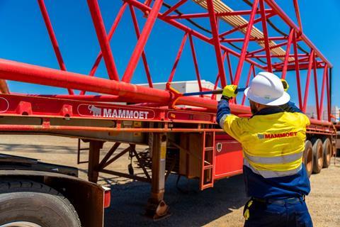 Hands-free lifting rolled out for Mammoet Australia