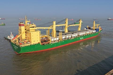 AAL delivers 192 BESS units from China to Australia 1