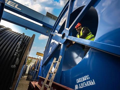DB Schenker lands cable project