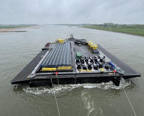 Ravestein delivers ro-ro pontoon for Peel Ports