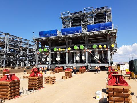 Alevro uses Enerpac EVO system at Pluto LNG 1