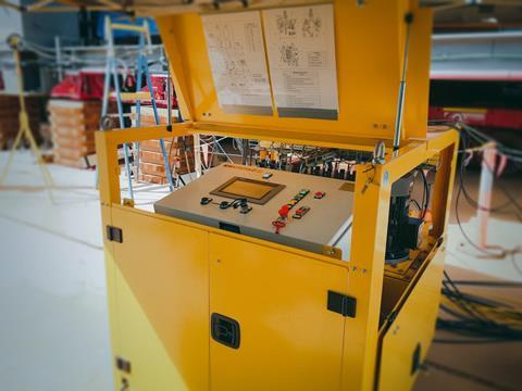 Alevro uses Enerpac EVO system at Pluto LNG 2