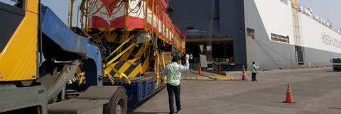 Hoegh- heavy-cargo-loaded-in-mumbai