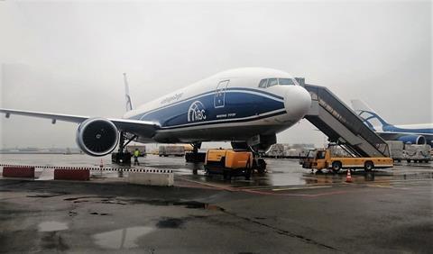 Boeing 777